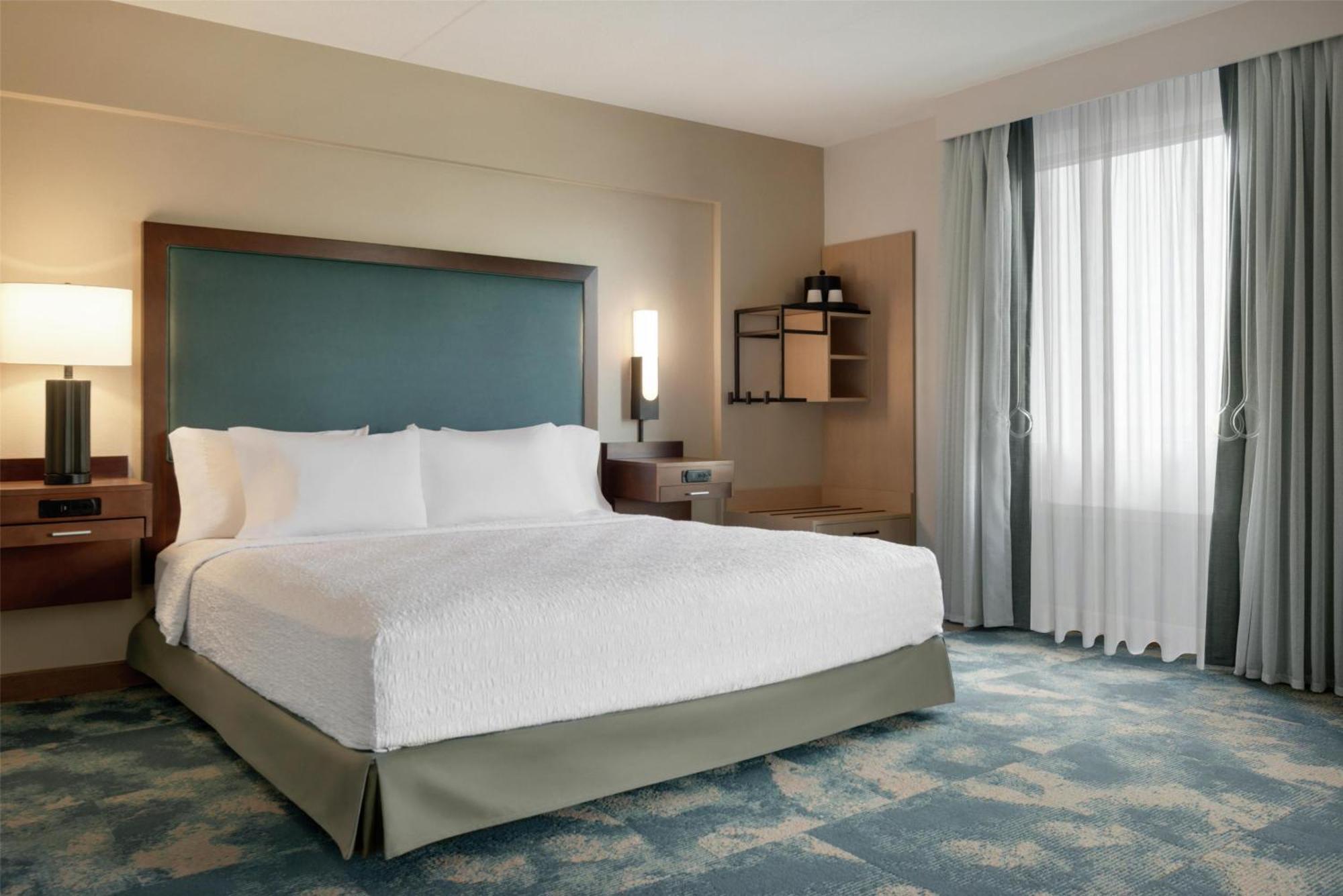 Hampton Lancaster Hotel Fertility